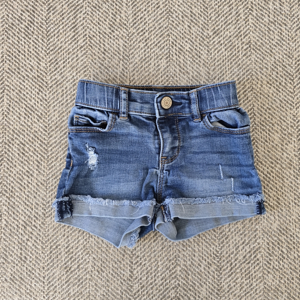 Gap Denim Girl's 3T Denim Shortie Shorts in Like New Condition